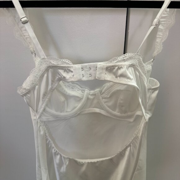 Celeste Slip Ivory - Picture 6 of 6